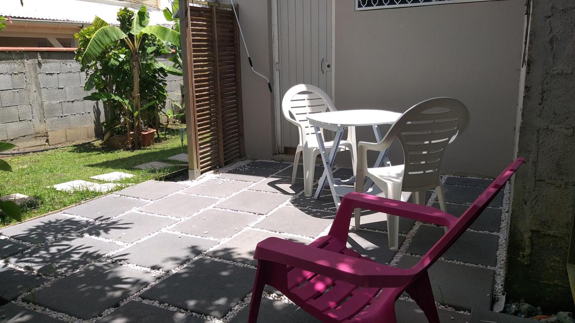 Agréable F2, jardin, garage, fibre, clim ch Fort-de-France Extérieur photo